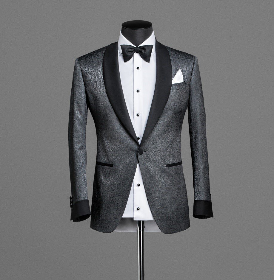 Grey tuxedo with design