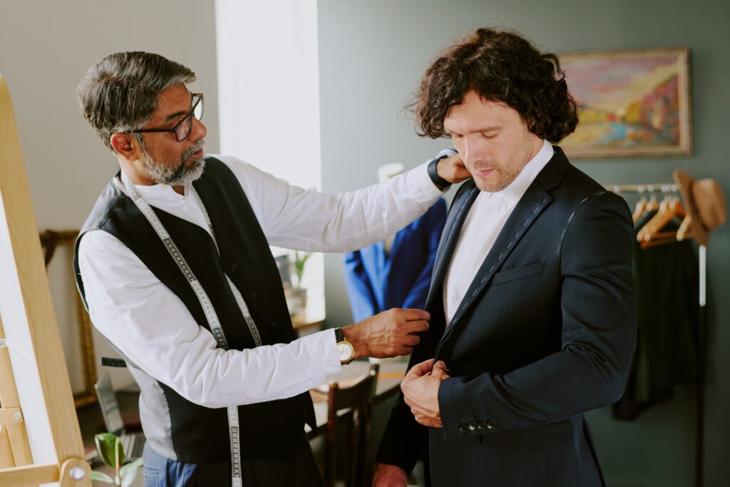 BESPOKE TAILORING SUITS